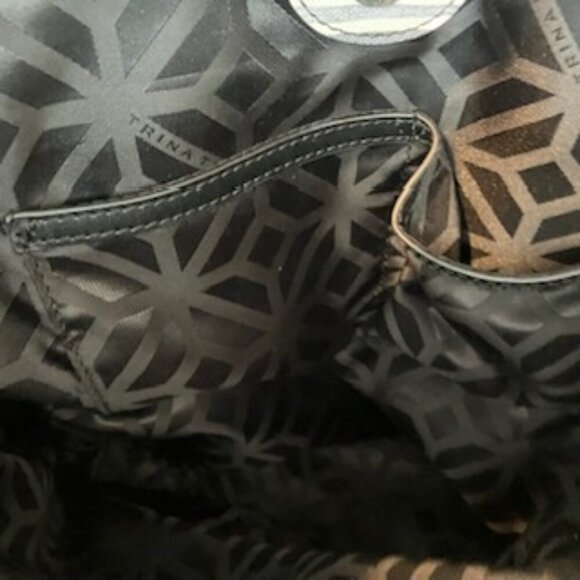 Trina Turk tote light blacks and faded grays on white. - Picture 8 of 10